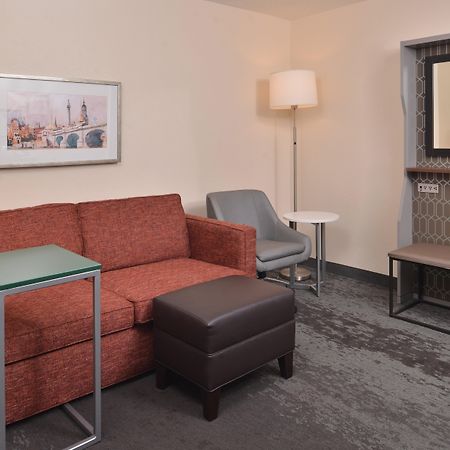 Holiday Inn & Suites Raleigh Cary By Ihg Kültér fotó