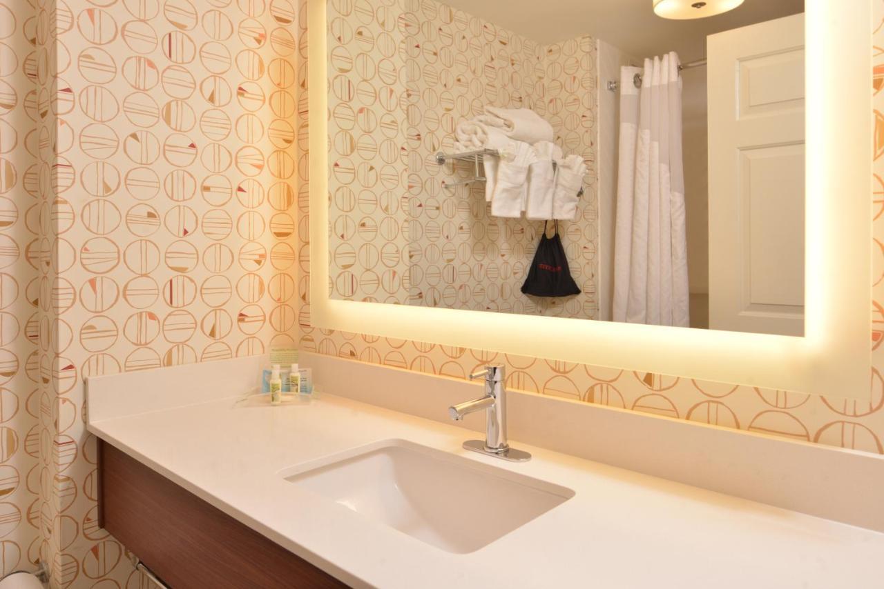 Holiday Inn & Suites Raleigh Cary By Ihg Kültér fotó